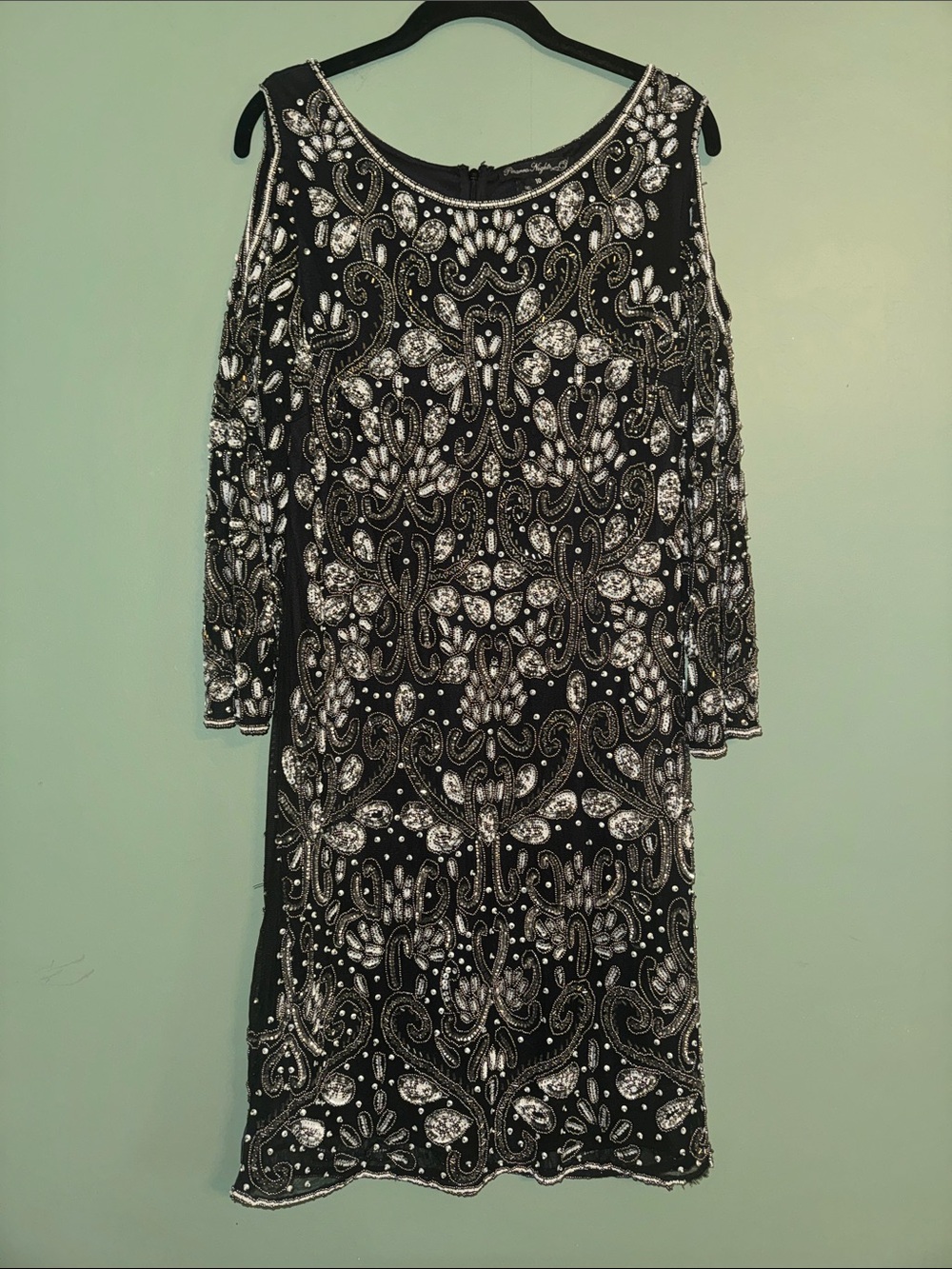 Pisarro Nights Black Cold Shoulder Long-Sleeve Embellish Sequin Dress Formal 10